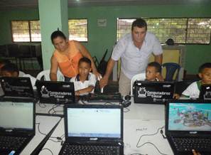 Descripcin: D:\PROYECTOS_WEB_DILU_HENRY_FLOREZ\TESIS DE GRADO\Nueva tesis-Udes-luechamo\Fotos\051.JPG